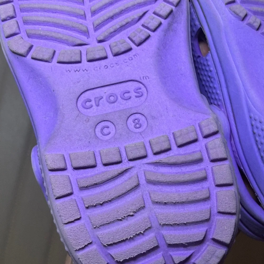 CROCS lightweight clogs